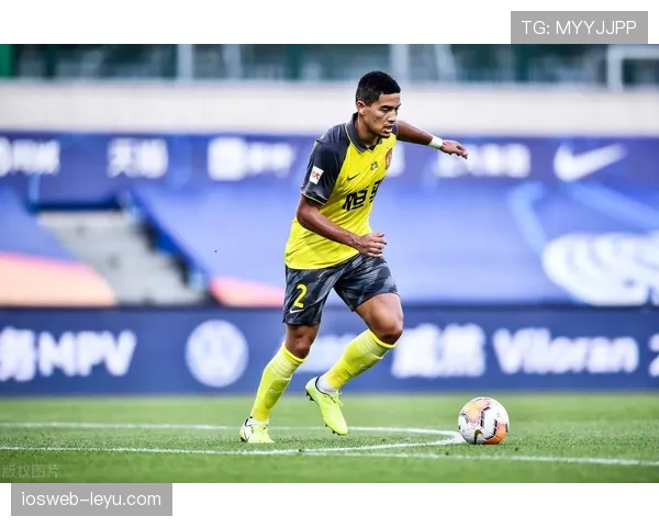 雷恩防守体系再升级，后防线表现无懈可击