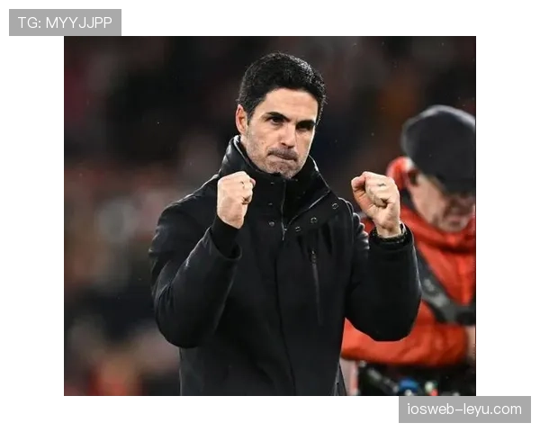 阿尔特塔调整中场布局,战术革新助推球队竞争力稳步提升 阿尔特塔调整中场布局,战术革新助推球队竞争力稳步提升