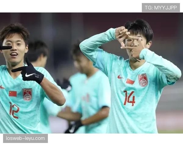 亚足联杯东南亚冠军争夺战激战正酣，球队巅峰对决展现亮眼实力