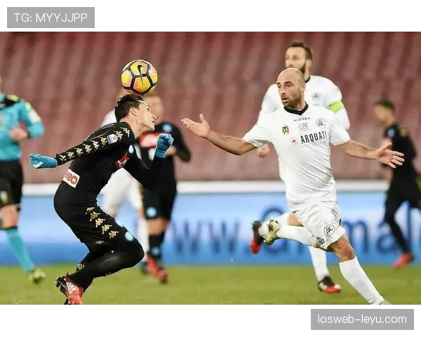 斯佩齐亚防线表现稳健，连续零封对手引关注